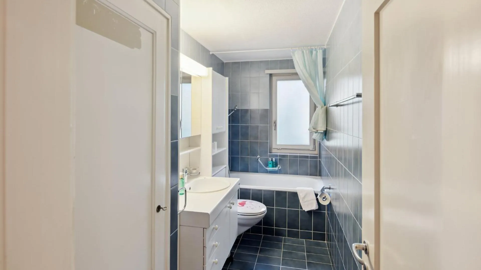 Affordable Comfort In Zurich Διαμέρισμα